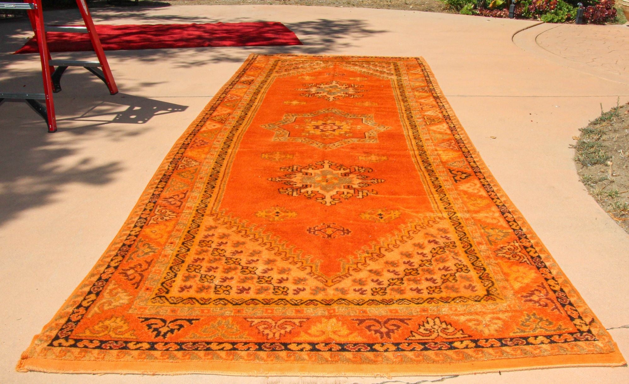 Orange online rug | Moroccan Rug | Orange Moroccan rug | Peach Rug | Berber Rug | Moroccan Rug Orange | Custom Rug | moroccan berber rug