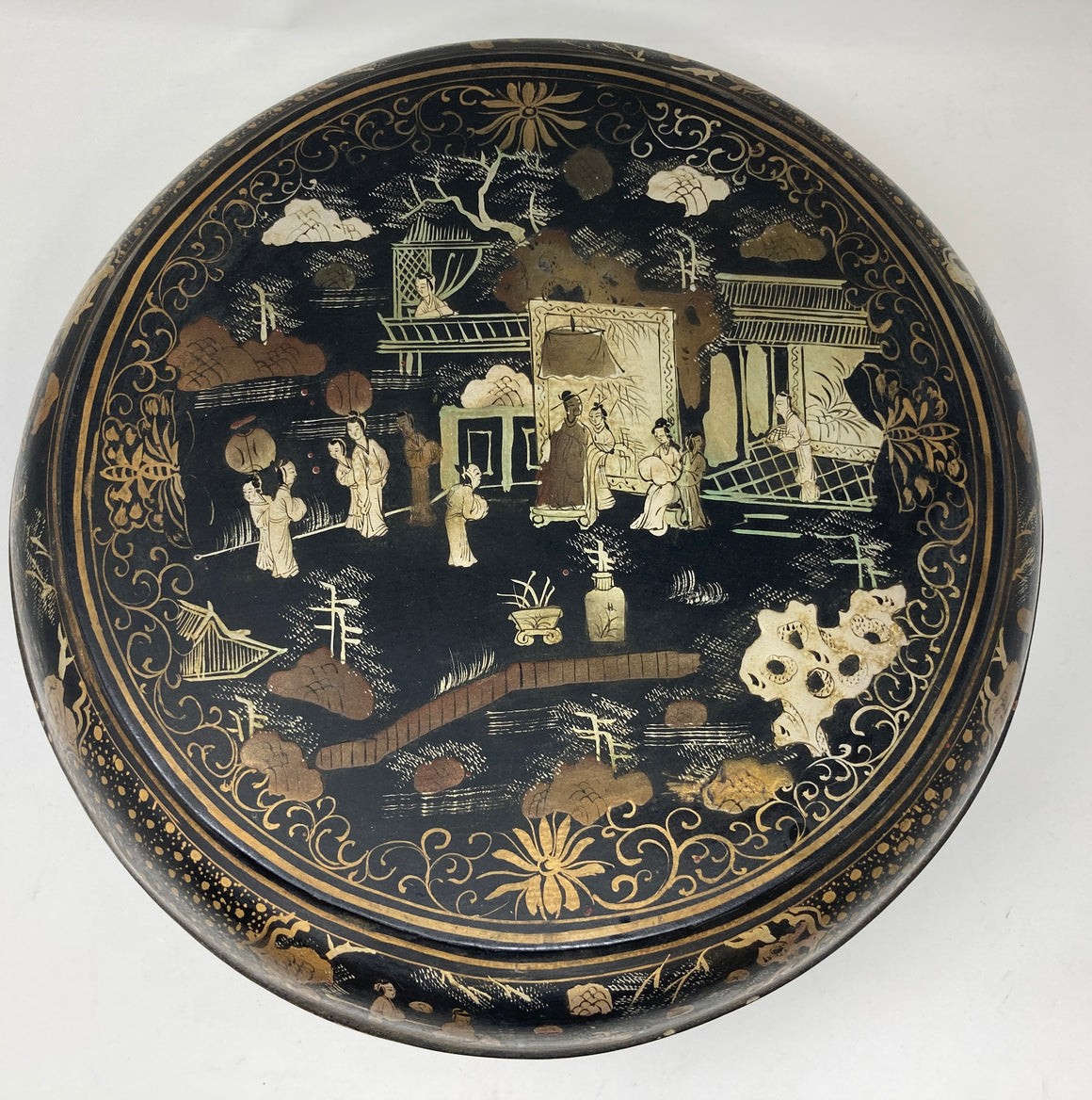 Large Chinese Round Black Lacquered Gilt Painted Covered Box 1950s