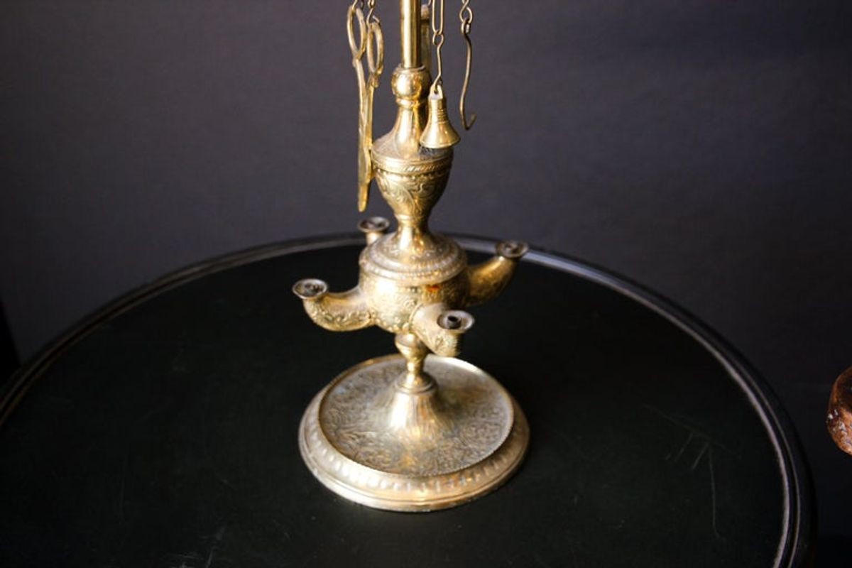 Anglo Indian Victorian Brass Oil Lamp 19th Century - E-mosaik